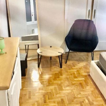 Economy Shared Apartment C In Central Athen Eksteriør billede